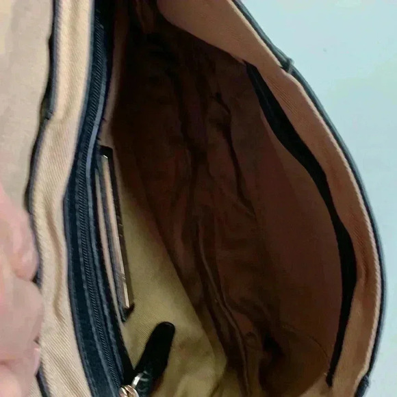 Liz Clairborne leather, black shoulder bag,  clean inside & out, 6 3/4” by 11” - Picture 6 of 10